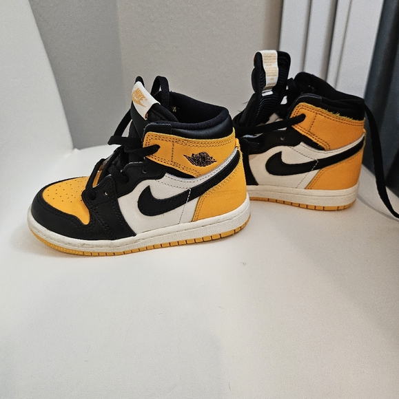 Jordan Other - Toddler Air Jordan Nike taxi mix